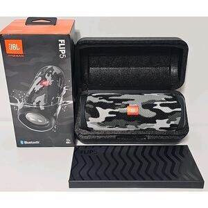 JBL Flip 5 Portable Bluetooth Speaker - Black Camo OPEN BOX NEW